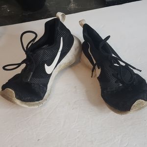 🤯3/$12 Nike Runners Black Size Youth 5